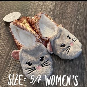 NEW Kitty Slippers - Women’s Size 5/7